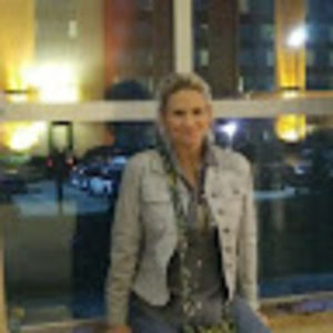 Meet your Posher, Lorri